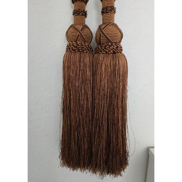 DRAPERY TASSEL-One Tassel Hanger-Two Tassels-Gold& Brown - Picture 9 of 16